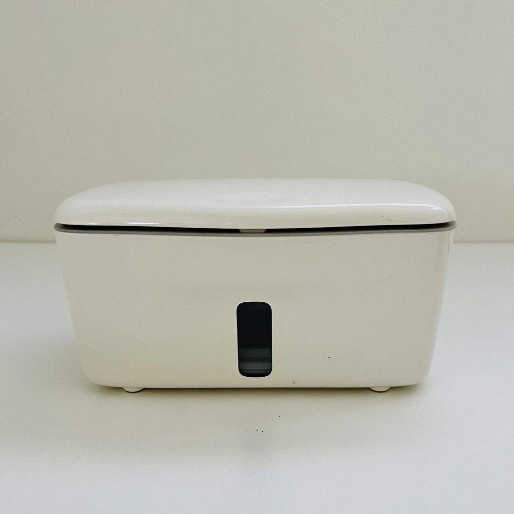 OXO Tot Perfect Pull Wipes Dispenser